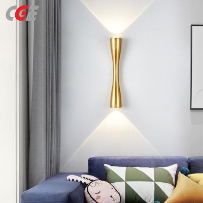 CGE-WL-034 Nordic Modern Simple Bedroom Wall Lamp Scone